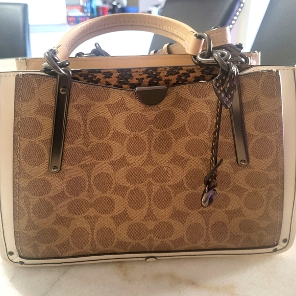 Purse - Picture 1 of 6